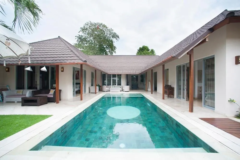 J & J Villa Seminyak Indonesia
